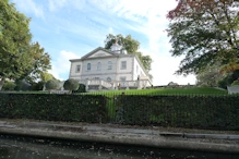 Big houses on the Regent's Canal