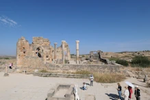 Temple of Zeus to administration building