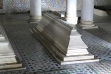 Inside the main royal chamber