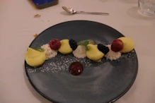 Deconstructed lemon merengue