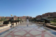 Lots of British cannon