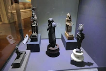 Some small and exquisite statues