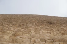 Giving an impression of greatness