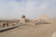 The sphynx and the great pyramid
