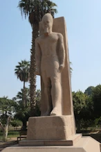 A large statue of Ramases II