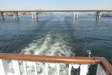 Passing under the bridge just north of Luxor