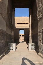 Passage beside temle