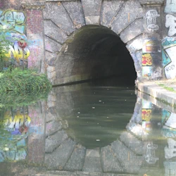 Regents Canal tunnel entrance