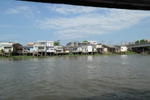 Villaage houes over river Cai Be