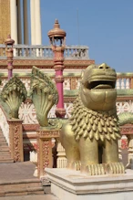 Guardian at bottom of stair to main buillding