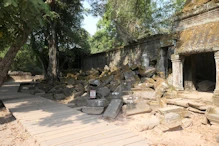 Unsorted bits of the temple buildings