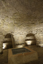 Crypt vaulting