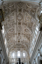 Choir ceiling