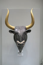 Bull's head vessel **