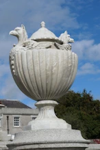 Urn with griffin heads