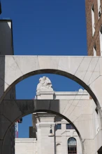 Building with sculpture