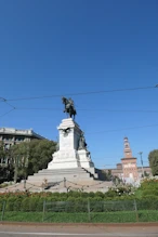 Equestrian statue of Guseppi Garabaldi