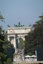 The peace arch (originally to mark Nepolean's victories and repurposed in 1815)