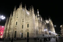 Duomo at night with rising moon