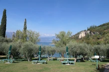 Bay with beach (of marble pebbles)