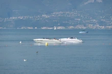 Flash speed boats