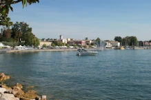 The main harbour + wine festival