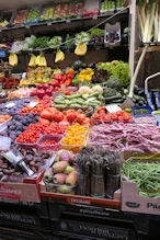 Green grocer note the purple asparagus