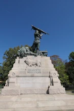 Heroic sculpture