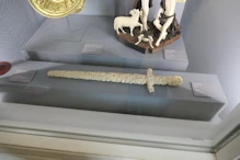 Dagger with ivory handle and sheath