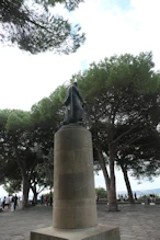 Statue