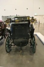 Earliest motor car in portugal 1898