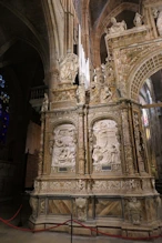 The choir screen side