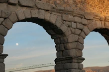 The aqueduct at sunset + moon rise