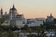Evolving sunset and changing colours on building near royal palace