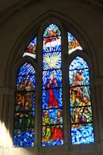 Modern stainned glass window
