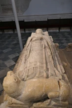 The tomb of a bishop 1376