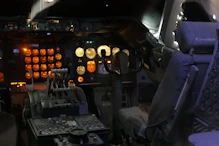 747 cockpit