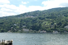 View from Isola Pesatori to Isola Borromeo