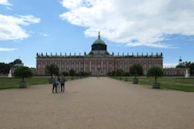 View to New Palace closer again