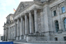 Bundestag front