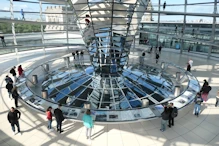 Looking down to chamber roof, not transparent